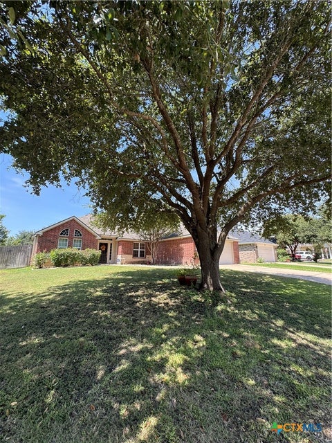 Photo of 5704 Meadow Wood Drive, Temple, TX 76502 (MLS # 624634)