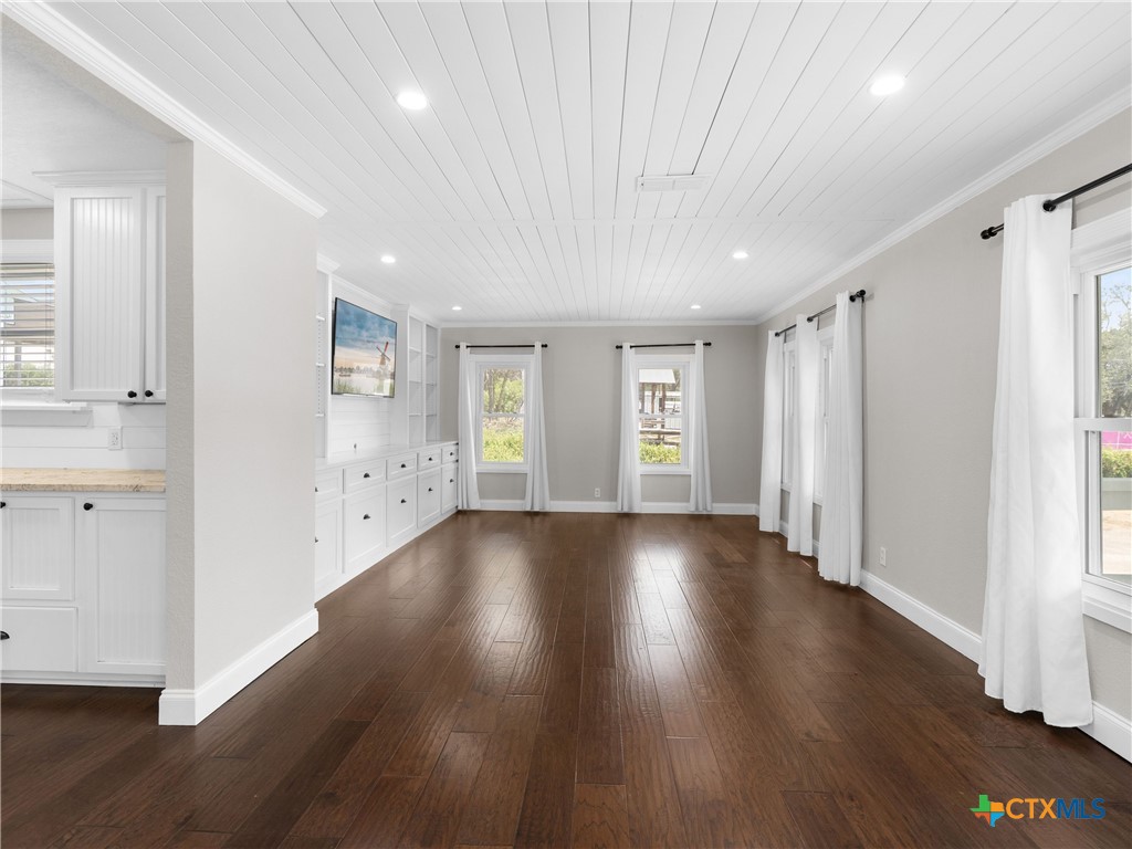 1364 Cedar Elm Street