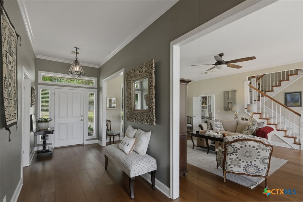 Photo of 153 Shannon Valley Drive, Victoria, TX 77904 (MLS # 611046)