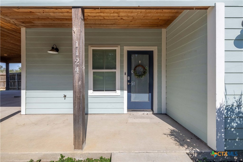 Photo of 1124 Katy Street, New Braunfels, TX 78130 (MLS # 593405)