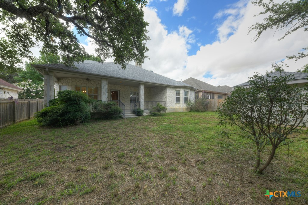 New Braunfels, Texas 78132, United States, 3 Bedrooms Bedrooms, ,3 BathroomsBathrooms,Residential,Pending,54155