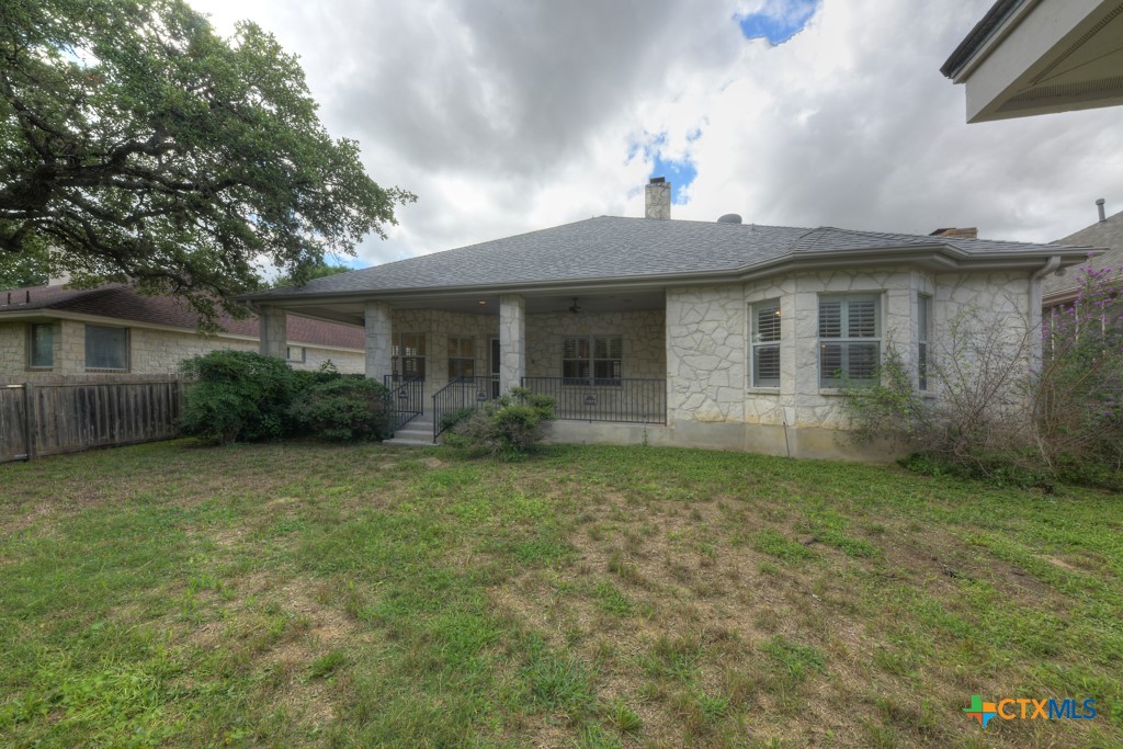 New Braunfels, Texas 78132, United States, 3 Bedrooms Bedrooms, ,3 BathroomsBathrooms,Residential,Pending,54155