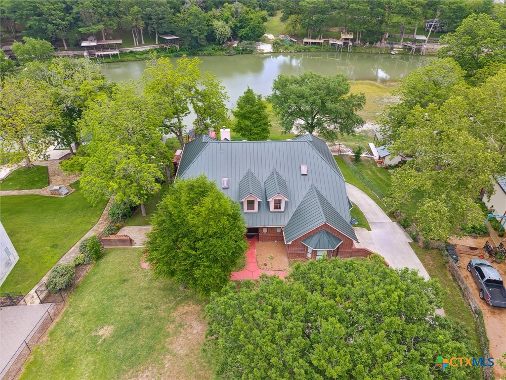 640 Woodlake Drive