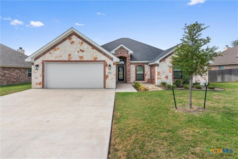 Photo of 965 Northern Dancer Drive, Hewitt, TX 76643 (MLS # 626090)