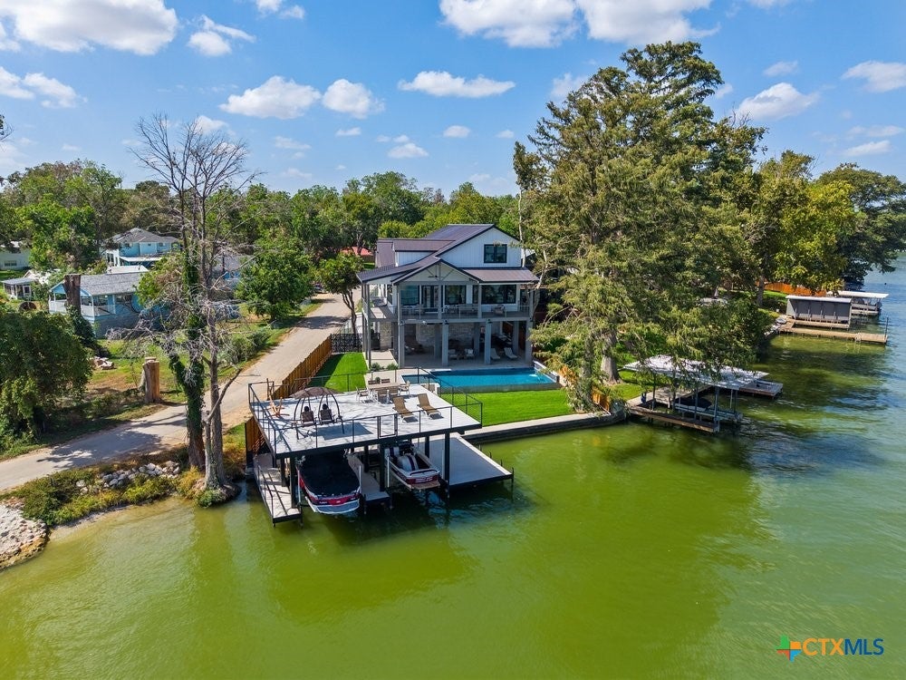 270 Isle Of View Drive