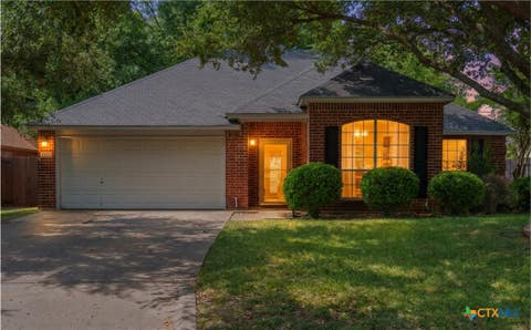Photo of 2211 Stratford Drive, Temple, TX 76502 (MLS # 621950)