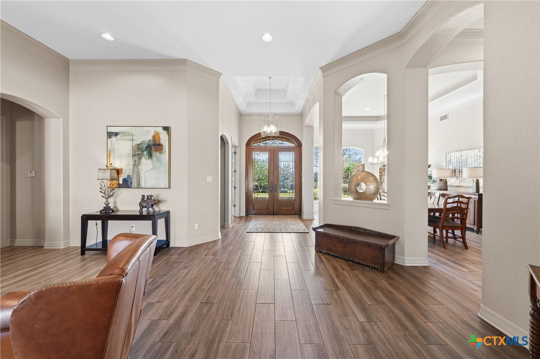 2816 Sleepy Hollow Lane