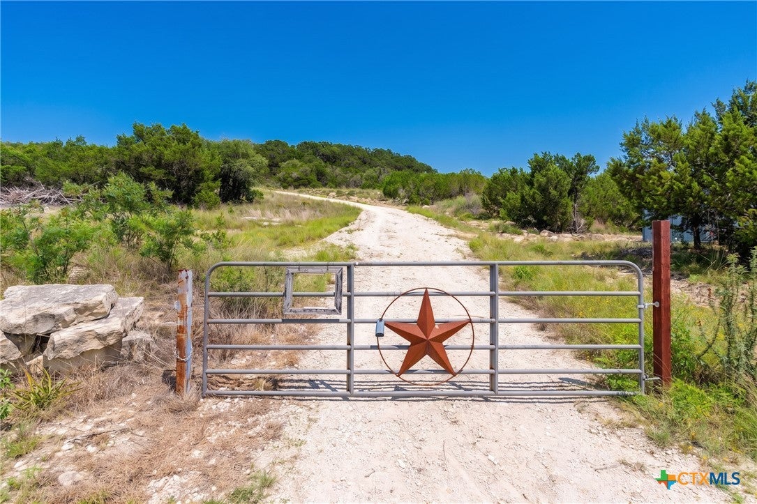10614 Deer Canyon Rd