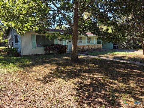 Photo of 403 Hazel AVE, Rockdale, TX 76567 (MLS # 627320)
