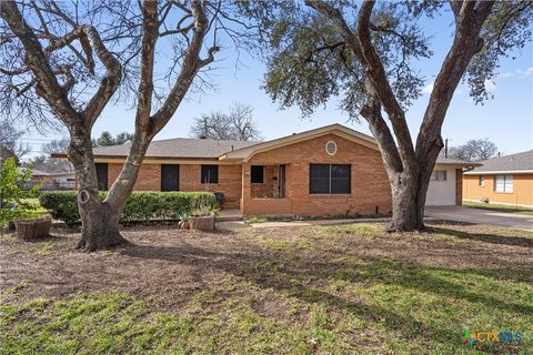 Photo of 2010 S 49th Street, Temple, TX 76504 (MLS # 602849)