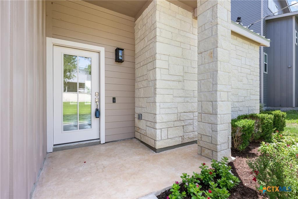 Photo of 2646 Crazyhorse Pass, Austin, TX 78734 (MLS # 622791)