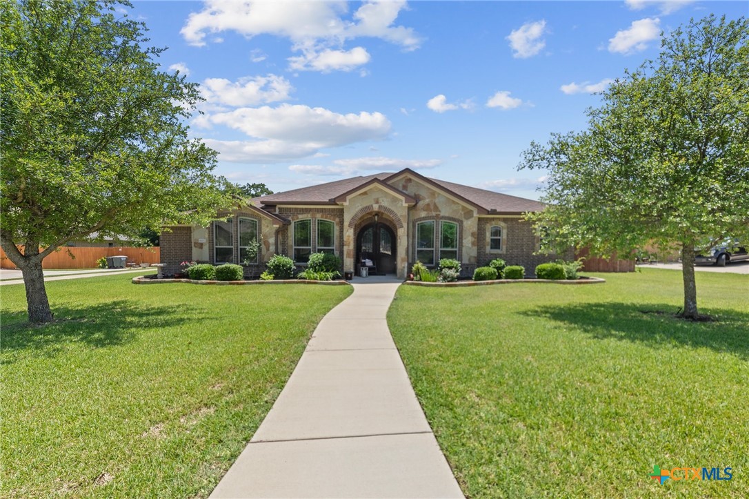 885 Ridgeoak Drive