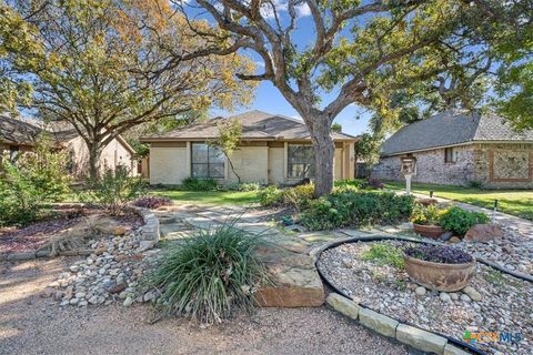 Photo of 2613 Canyon Creek Drive, Temple, TX 76502 (MLS # 599396)