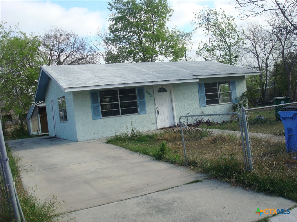 Photo 1 of 3 — 602 Silva Street, Seguin, TX 78155