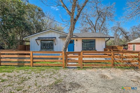 Photo of 1722 Lee Street, New Braunfels, TX 78130 (MLS # 595904) Photo of 1722 Lee Street, New Braunfels, TX 78130 (MLS # 595904)