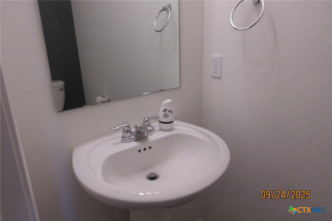 125 Greatest Gift Way