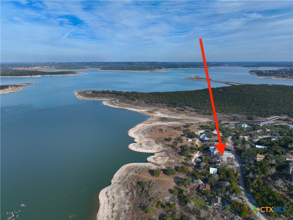 Photo of 937 Hillcrest Forest, Canyon Lake, TX 78133 (MLS # 602910)