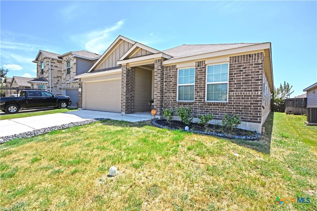 Photo of 447 Agave Flats Drive, New Braunfels, TX 78130 (MLS # 610976)