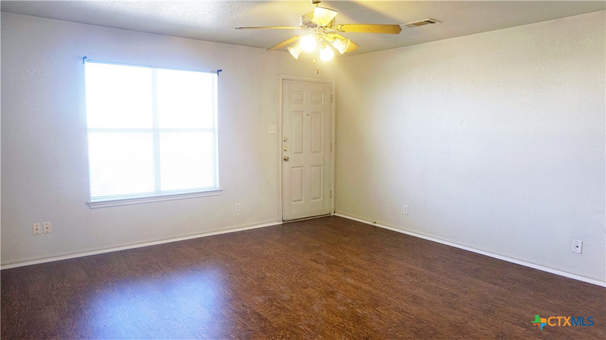 411 E Central Texas Expressway
