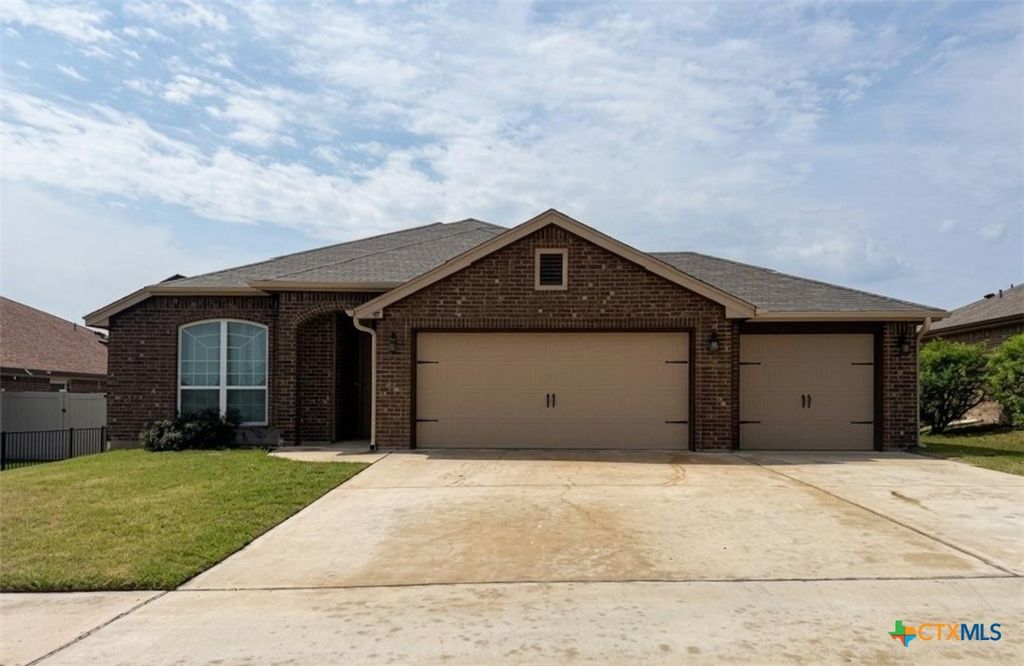 Photo of 4302 Molly Dyer Drive, Killeen, TX 76549 (MLS # 609243)