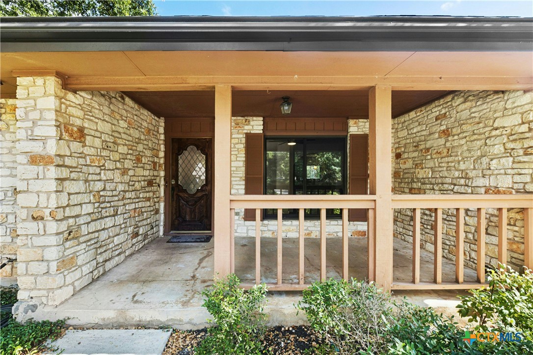 3502 Apache Forest Drive