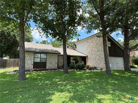 Photo of 122 Twin Oak Road, Seguin, TX 78155 (MLS # 615801)