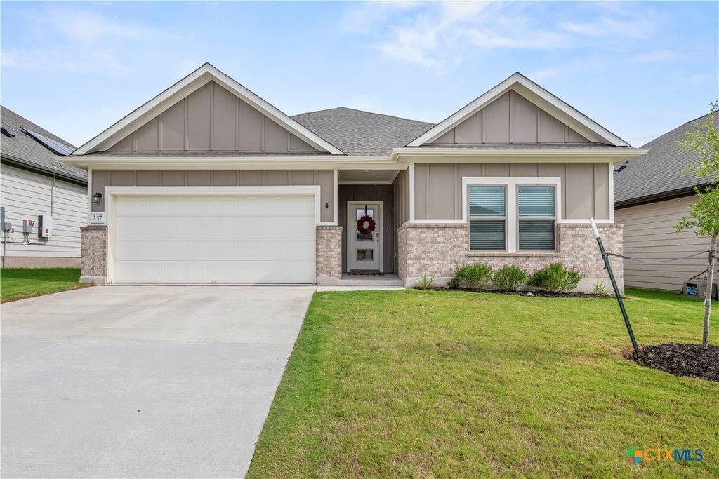 Photo of 237 Little Green Trail, Jarrell, TX 76537 (MLS # 616362)