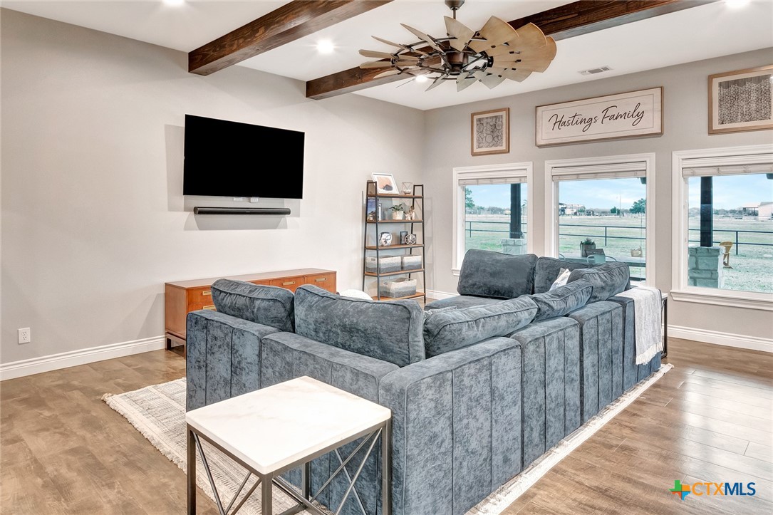 885 Del Goehring Road