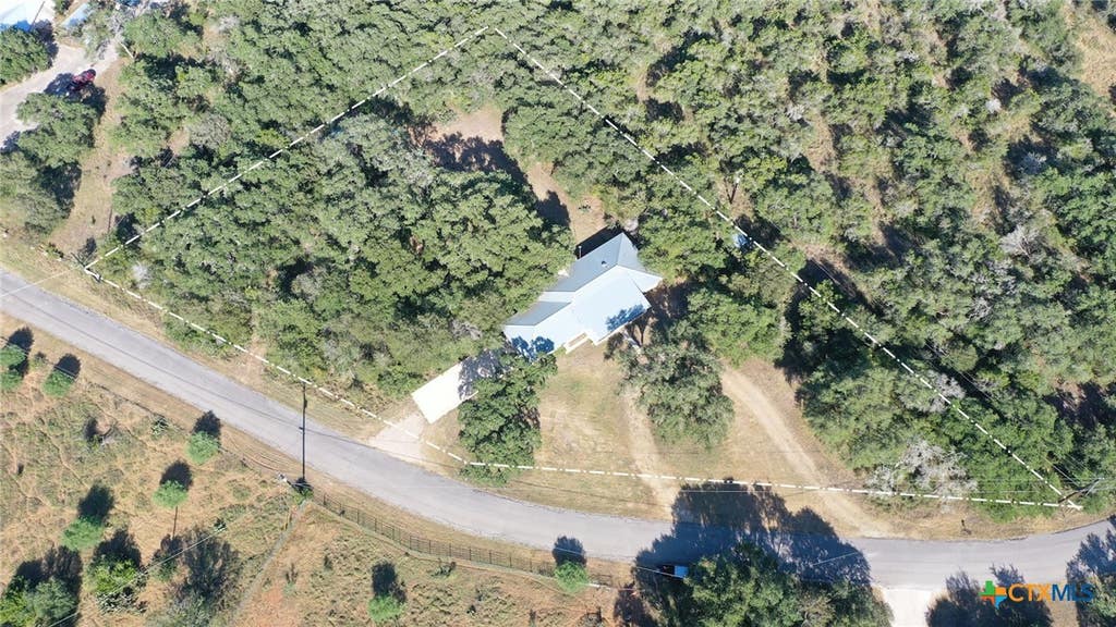 Photo of 608 W Mustang Lane, San Marcos, TX 78666 (MLS # 622865)