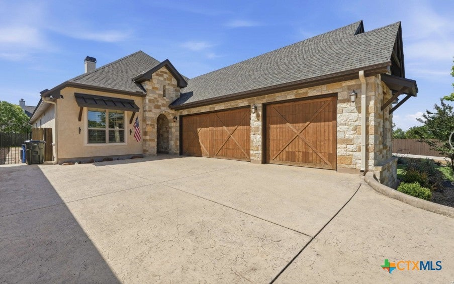Photo of 1329 River Place Drive, New Braunfels, TX 78130 (MLS # 613466)