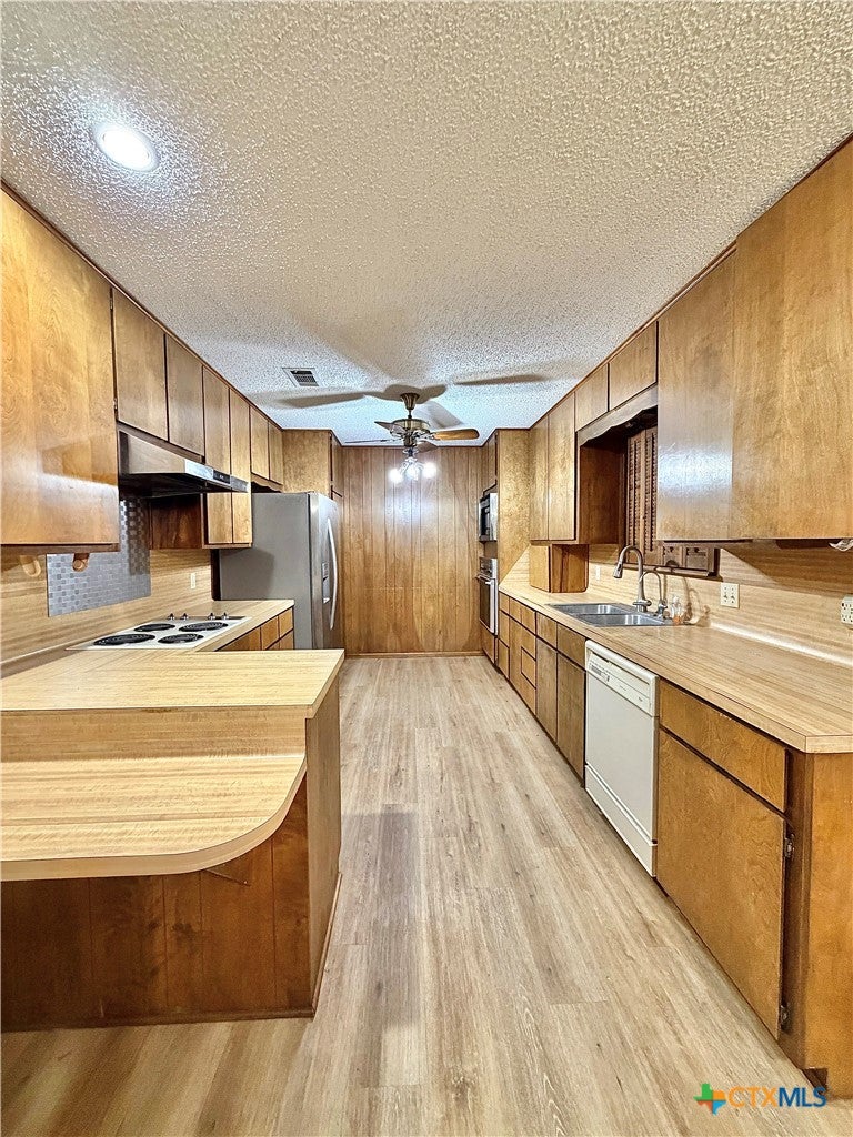 Photo of 149 Spyglass Hill St ST, Port Lavaca, TX 77979 (MLS # 627699)