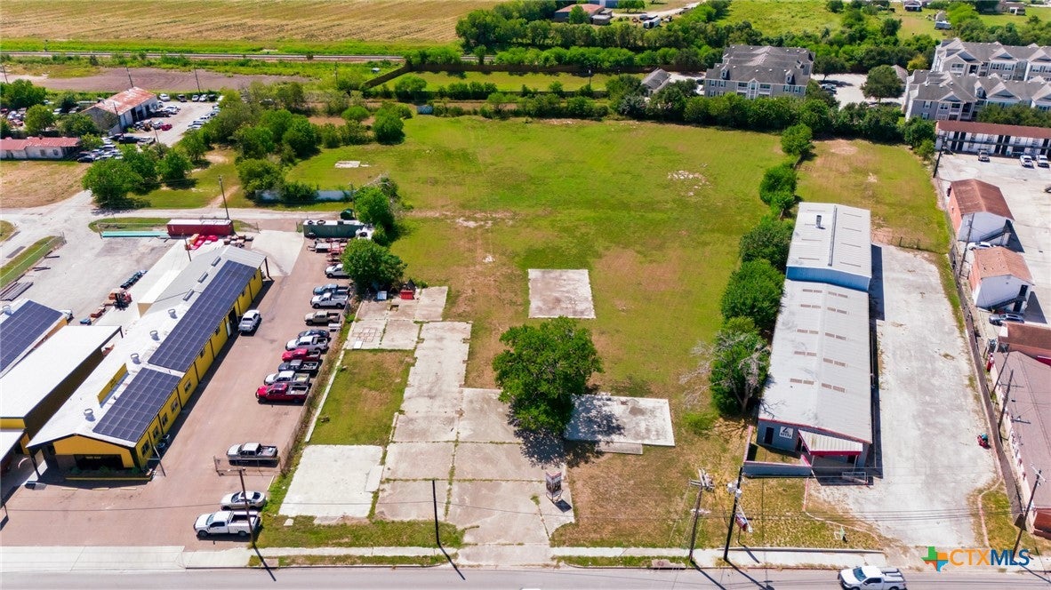 3105 Houston Highway