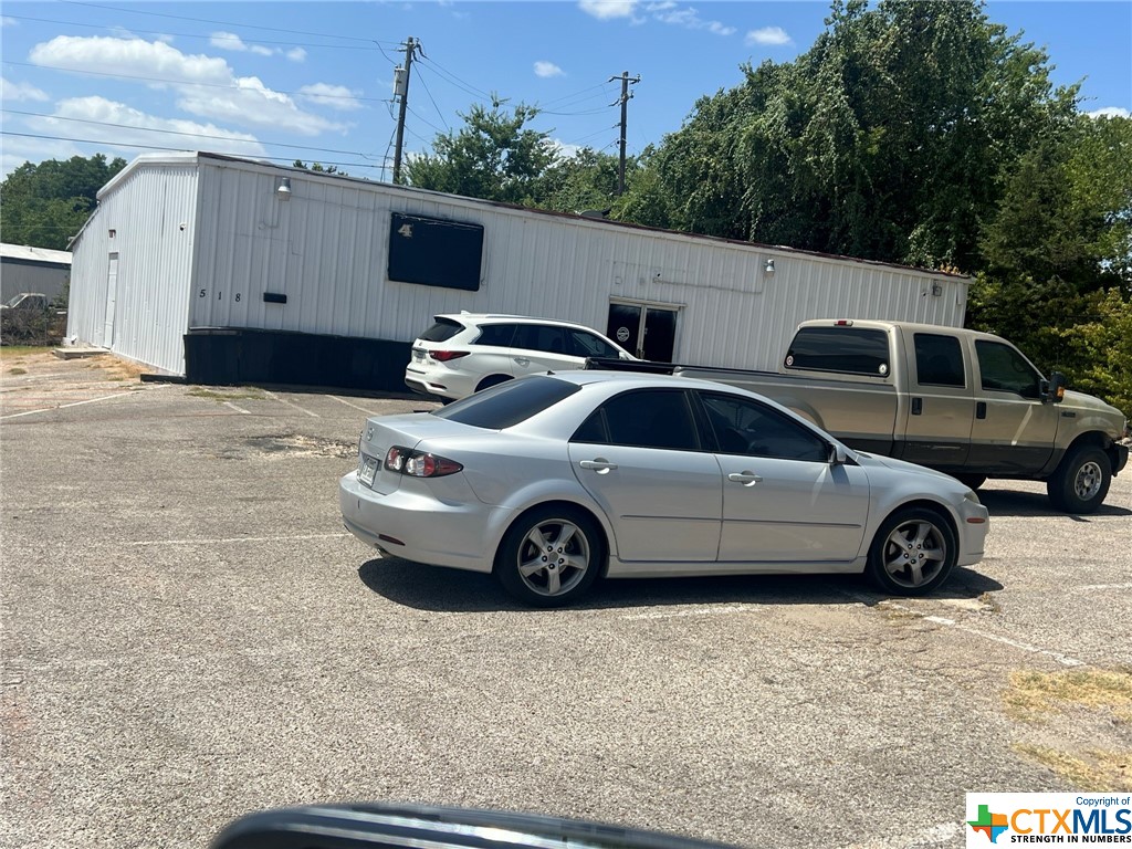 Photo 1 of 2 — 518 E Veterans Memorial Boulevard, Harker Heights, TX 76548