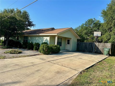 Photo of 1400 Clyde Street #B, San Marcos, TX 78666 (MLS # 612188)