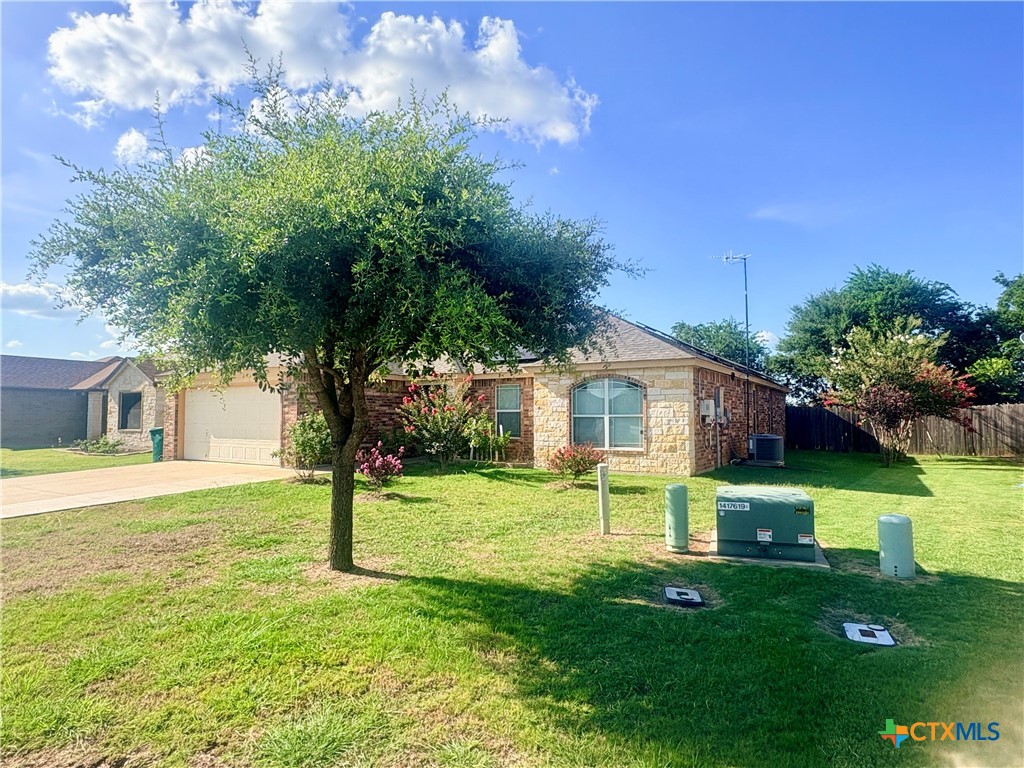 322 Hamilton Court