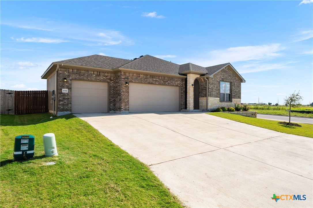 2042 Yarrelton Drive