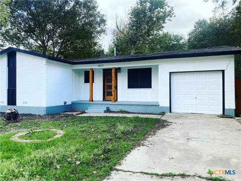 Photo of 807 Sandy Court, Copperas Cove, TX 76522 (MLS # 622763)