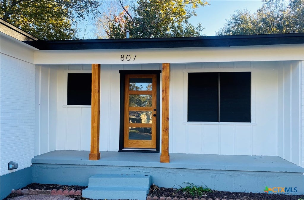 Photo of 807 Sandy Court, Copperas Cove, TX 76522 (MLS # 622763)