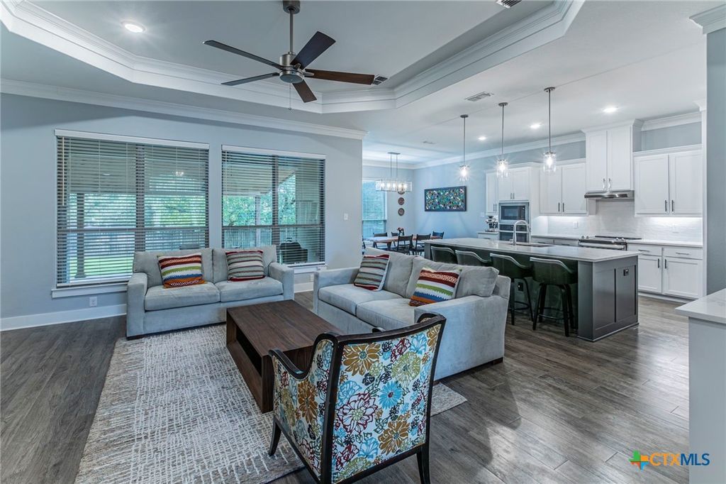 Photo of 8 Daingerfield Cove, Morgans Point Resort, TX 76513 (MLS # 610322)