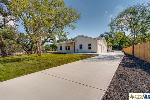 A home in Canyon Lake