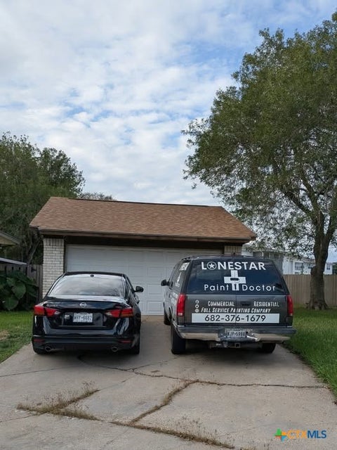 Photo of 126 Waterford Drive, Victoria, TX 77901 (MLS # 626399)