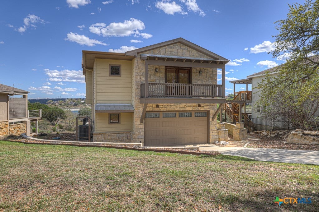 Photo of 2550 Colleen Drive, Canyon Lake, TX 78133 (MLS # 607373)