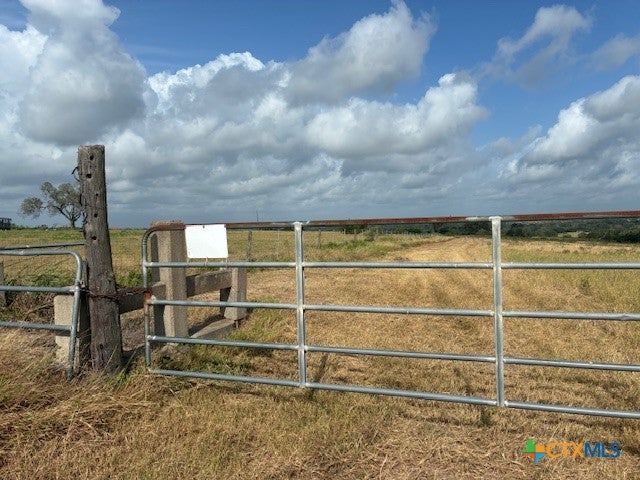 1102 FM 443