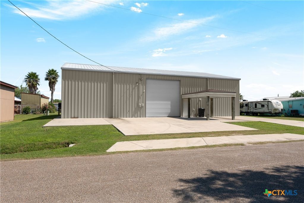 Photo of 214 Copano Drive, Port Mansfield, TX 78598 (MLS # 610603)