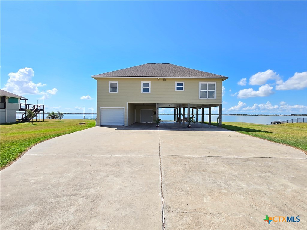 1588 W Bayshore Drive