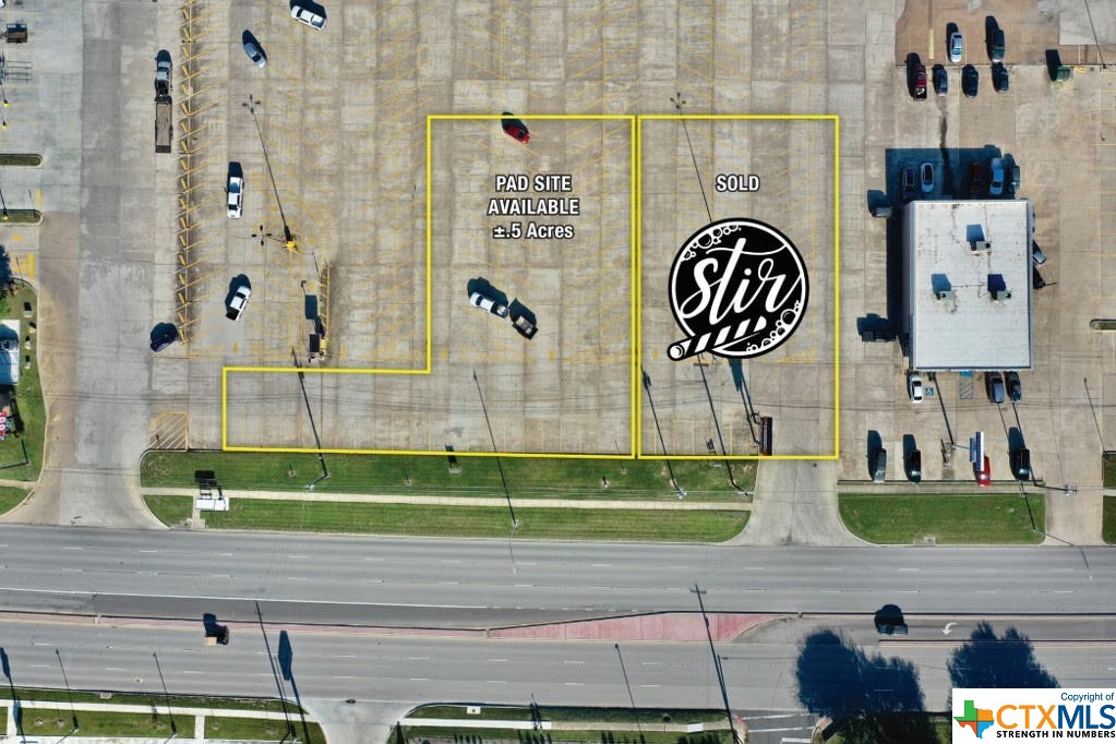 8502 N Navarro Street