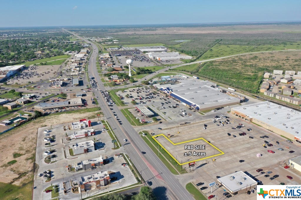 8502 N Navarro Street