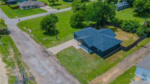 Photo of 107 S LEXINGTON Street, Holland, TX 76534 (MLS # 612819)