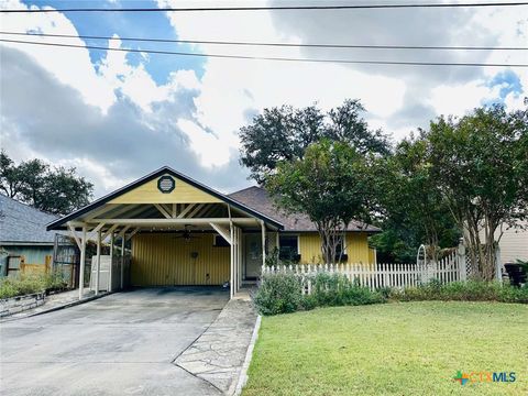 A home in San Marcos