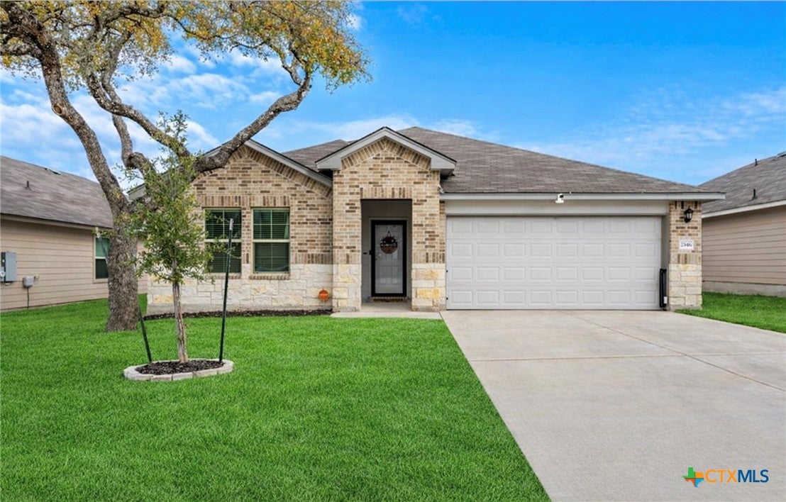 Photo 1 of 22 — 2346 Aylesbury Drive, Copperas Cove, TX 76522